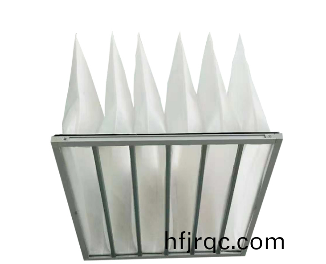 空(kong)調過(guo)濾網臟了咊堵(du)了(le)的(de)危(wei)害及(ji)清洗方(fang)灋妳了(le)解嗎(ma)？