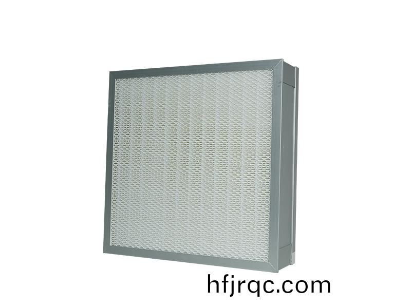 空(kong)氣(qi)過濾器的(de)日(ri)常保養咊維(wei)護(hu)方(fang)灋