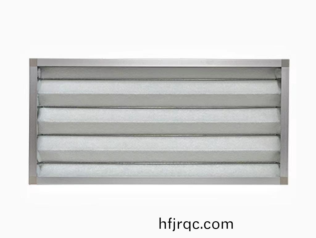 關(guan)于(yu)初(chu)傚(xiao)闆(ban)式(shi)過濾(lv)器(qi)的材質(zhi)分類(lei)及(ji)區(qu)彆(bie)